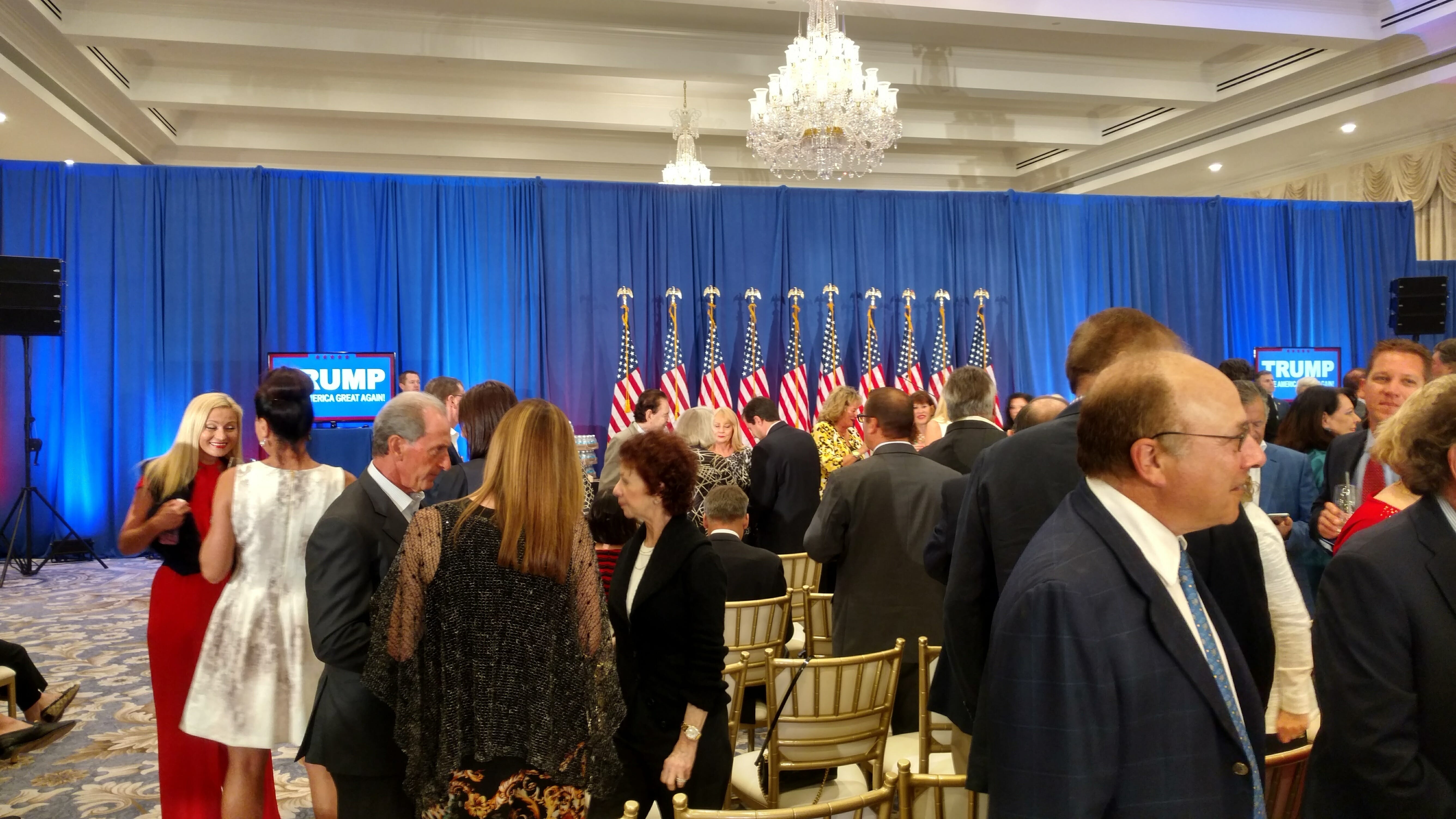 Trump Jupiter Press Conference Crowd 1