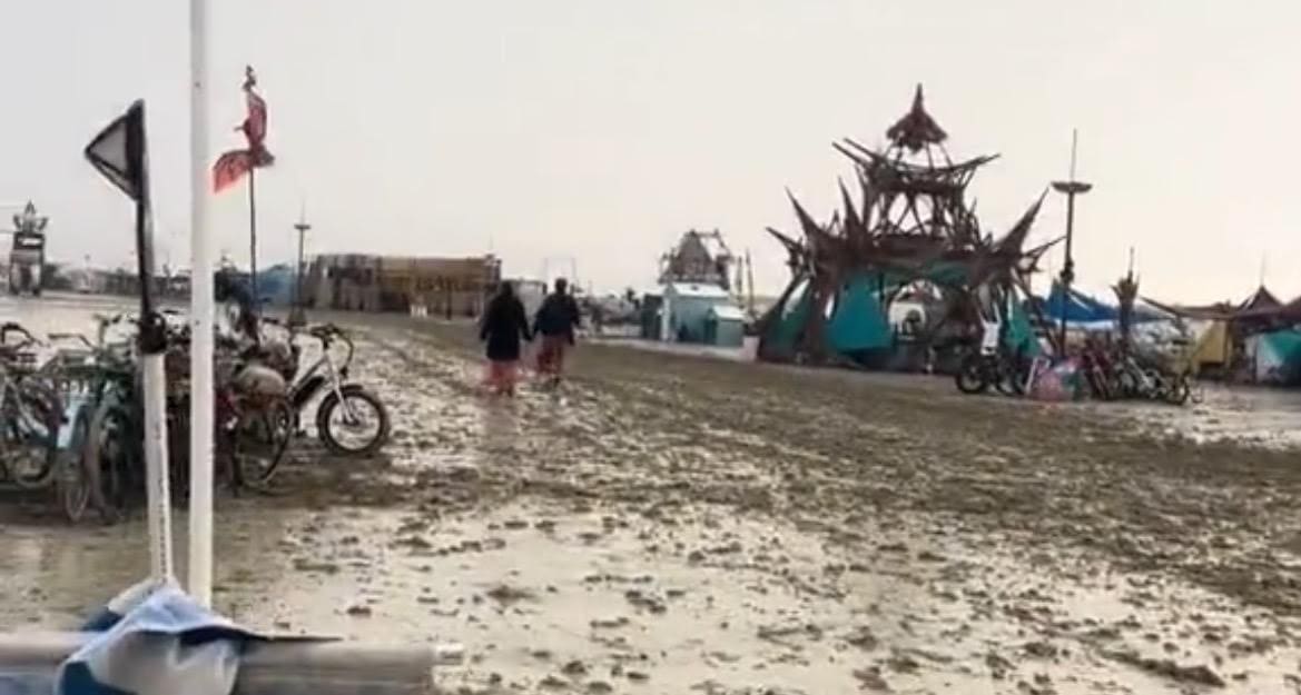 There is No Way In and No Out After Storm Floods Burning Man Festival – 73,000 People TRAPPED IN MUD, Told to Conserve Water and Food