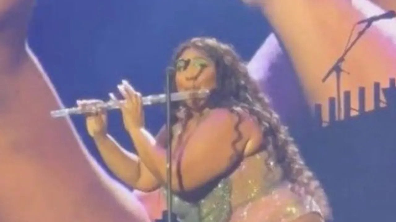 Lizzo Plays James Madison’s Flute Loaned to Her By Library Of Congress, ‘B-tch, I Just Twerked and Played James Madison’s Flute’
