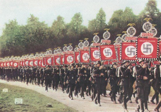 nazis marching
