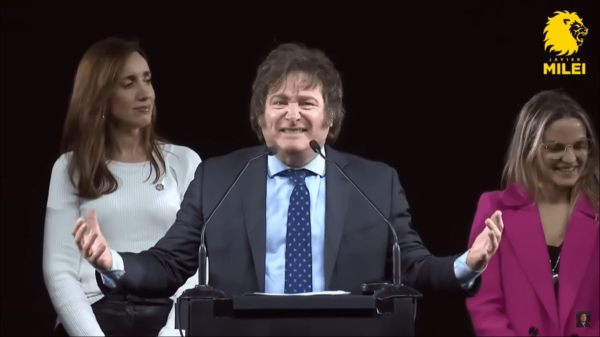 Argentina’s Trump: Meet Javier Milei, Argentina’s Popular Right-Wing Presidential Candidate – DRAWING CROWDS AND BOLSONARO’S BACKING