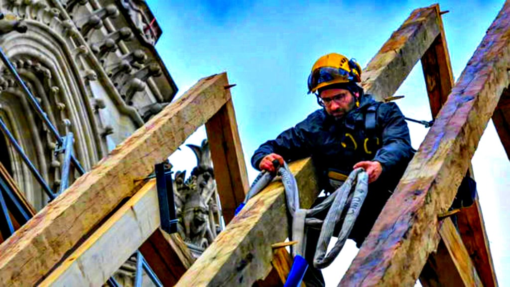 ‘Once in a Millennium Opportunity’: American Carpenter Helps Rebuild Paris Notre Dame Cathedral Using Antique Building Techniques