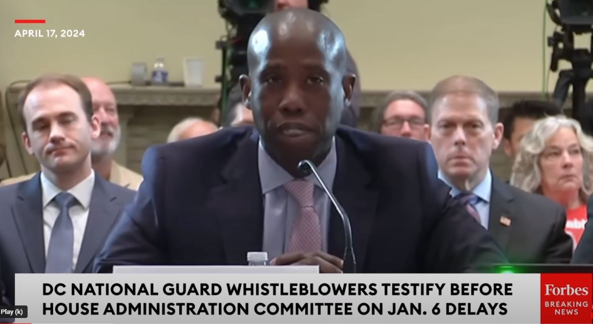 START THE COURT MARTIAL PROCEEDINGS: DC National Guard Whistleblower Alleges Trump's Commander-in-Chief Powers Were Revoked by Military Brass During January 6 Capitol Riot | The Gateway Pundit | by Jim Hᴏft