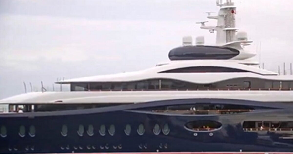 Check Out the $300 Million Superyacht of ‘Climate Change’ Activist Mark Zuckerberg (VIDEO) – Mike LaChance