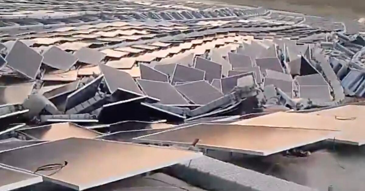 La planta de energía solar flotante más grande del mundo destruida por una tormenta justo antes de su gran lanzamiento (VIDEO)