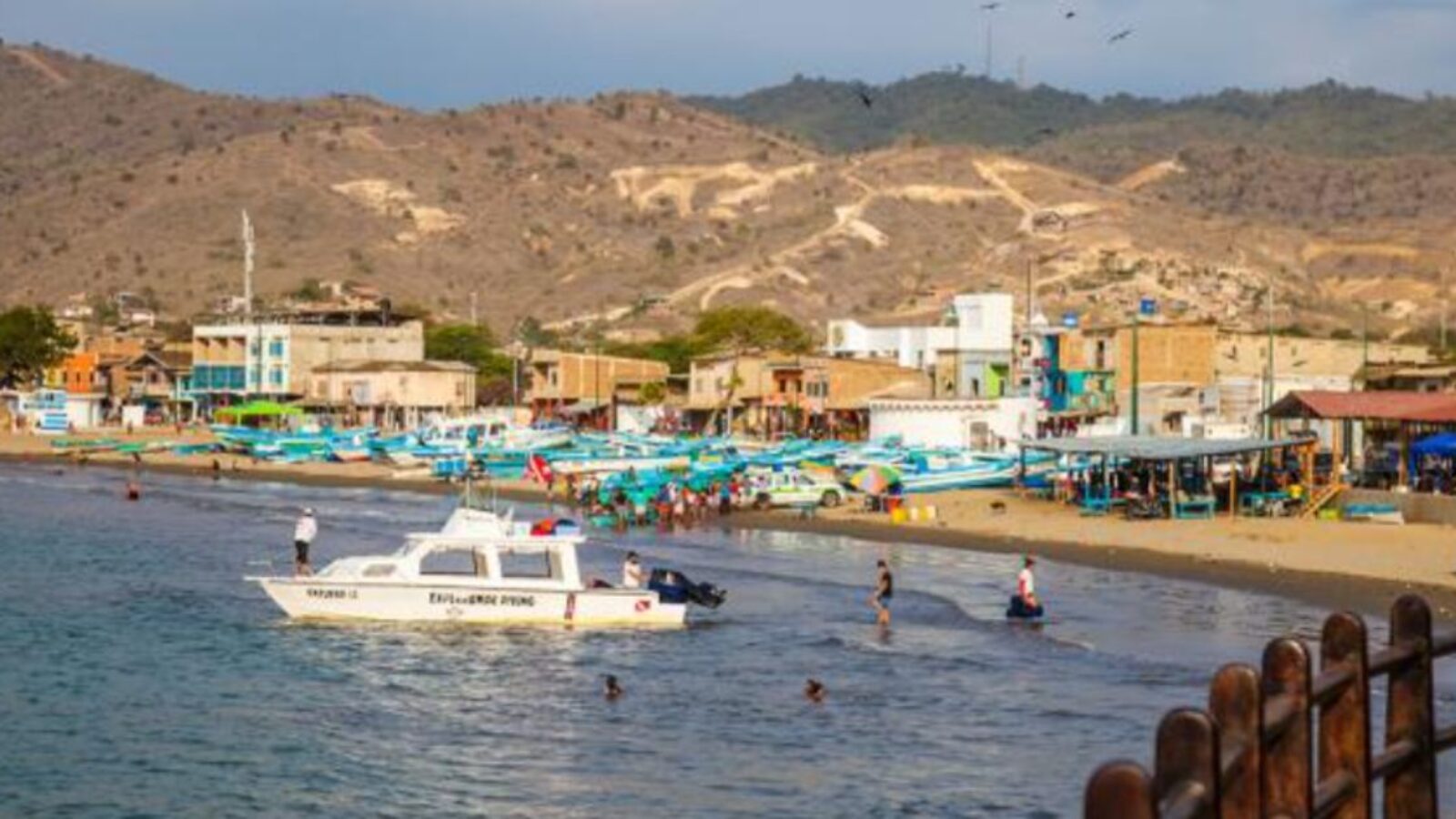 Officials are investigating a gruesome find at an Ecuadorian tourist beach.
