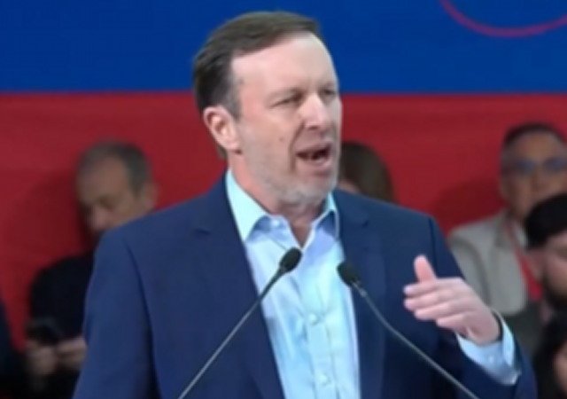 UTTER DISGRACE: Senator Chris Murphy of Connecticut Trashes America and President Trump While Speaking Overseas in Spain (VIDEO)