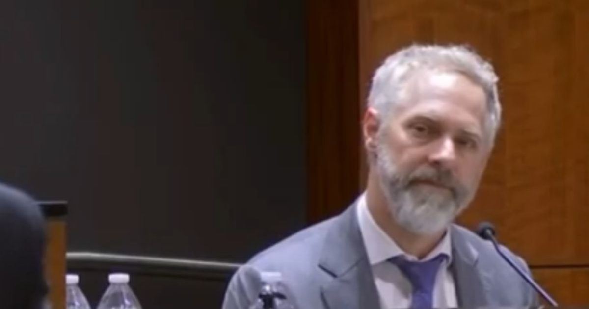 Charlie Kirk Assassination Trial: Defense Expert Claims that ‘Sensational Media Coverage’ Has Already Convicted Tyler Robinson, Pushes to Ban Cameras in Courtroom (VIDEO)