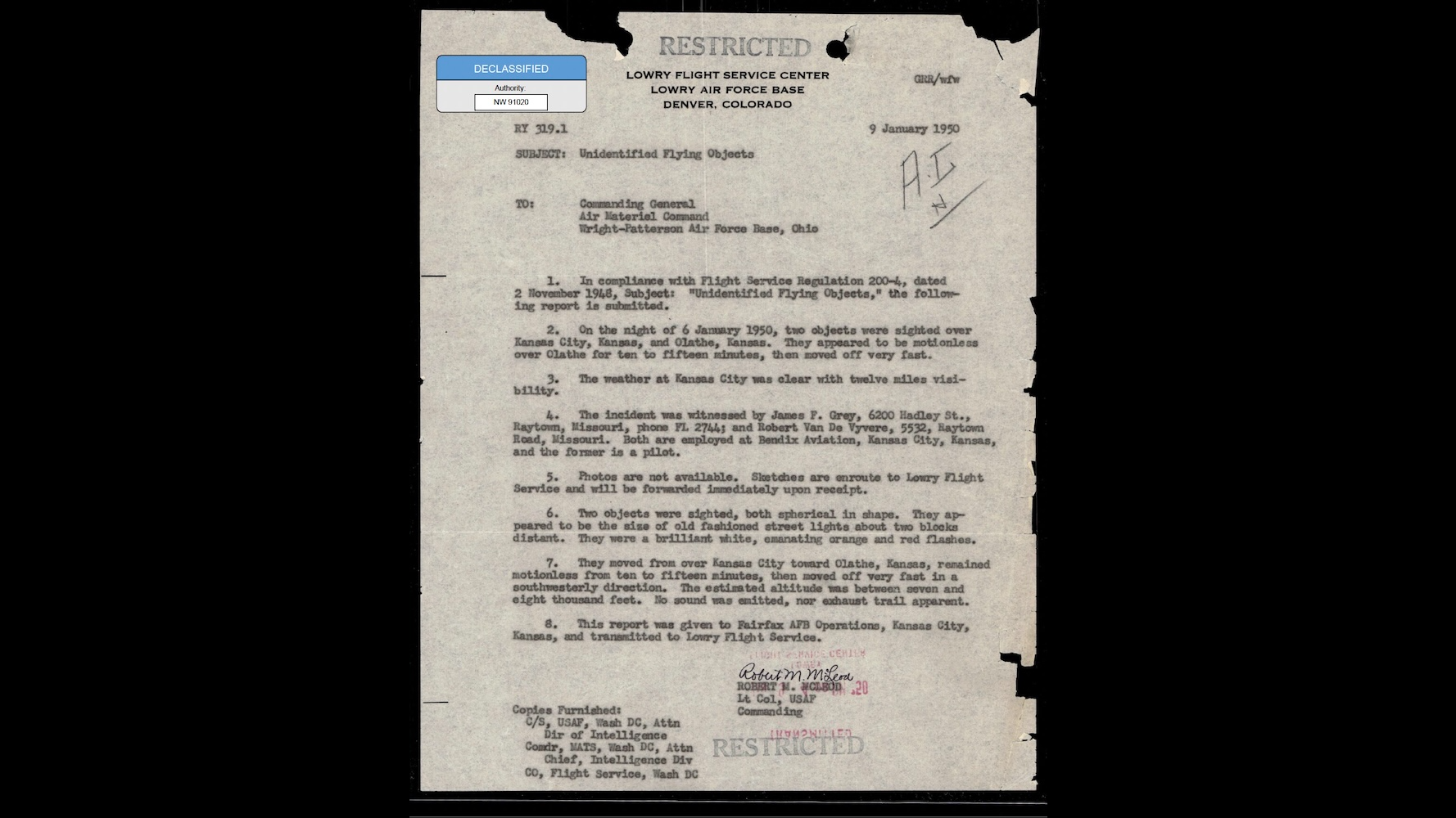 Declassified military document from January 1950 detailing unidentified flying objects sighted over Kansas City, with witness accounts and observations included.