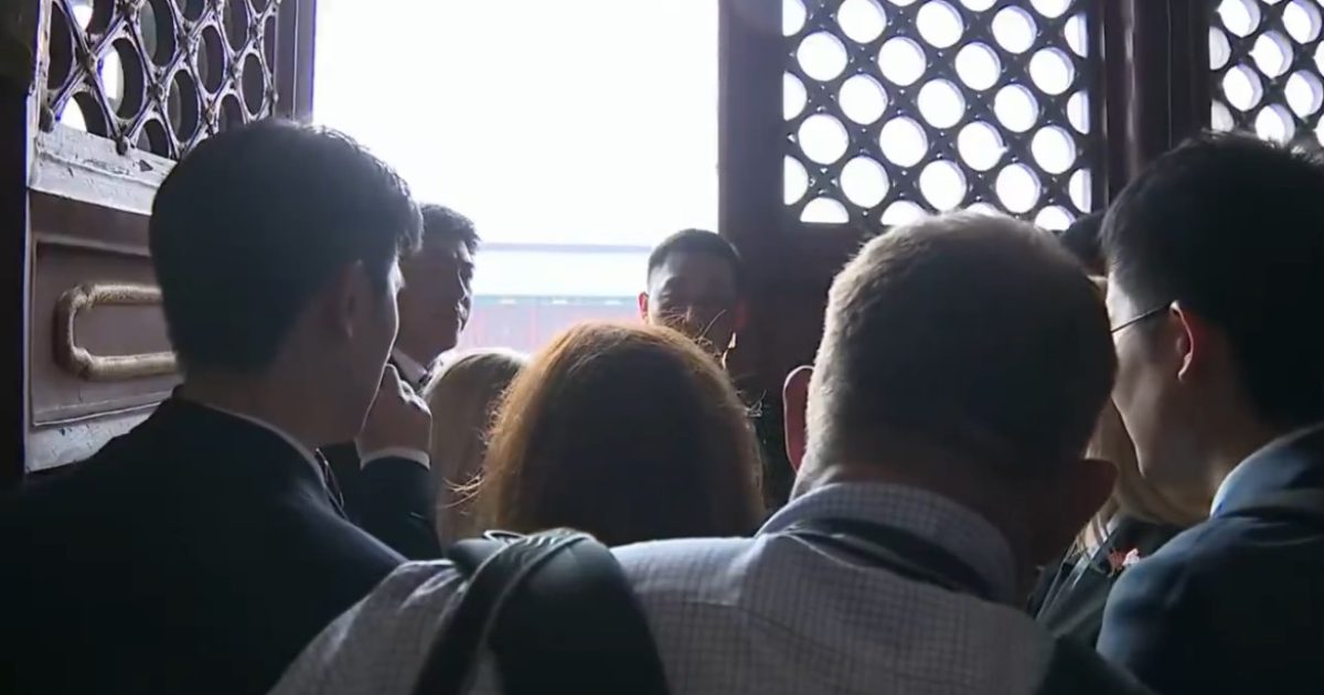 US Secret Service and Press Get Into Tense 30-Minute Standoff with Chinese Agents During Trump’s Visit (VIDEO)