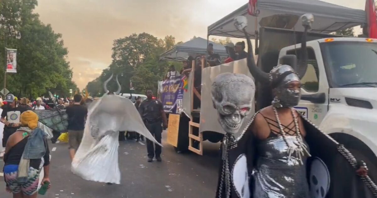 Three People Stabbed in the Face and Neck Ahead of New York’s Notoriously Violent J’ouvert, West Indian American Day Parade
