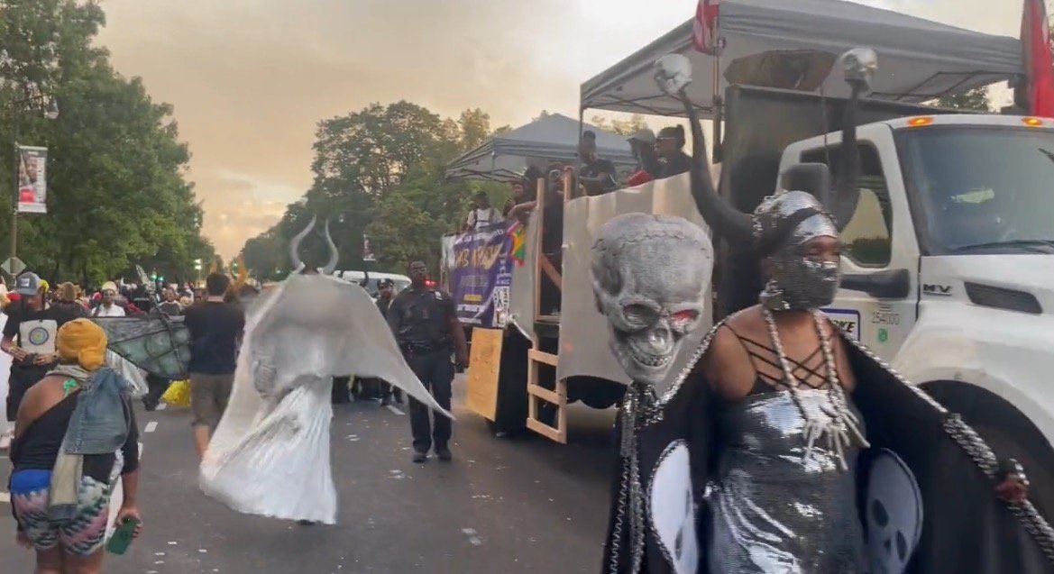Three People Stabbed in the Face and Neck Ahead of New York’s Notoriously Violent J’ouvert, West Indian American Day Parade