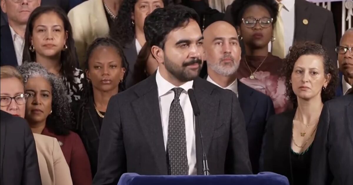 WATCH: Mamdani Says He&rsquo;s Suing Trump Admin for Denying Green Cards to Welfare Leeching Aliens &ndash; &ldquo;People Could Die&rdquo; * The Gateway Pundit * by Jordan Conradson