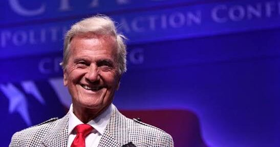 PAT BOONE TO TRUMP: ‘BE QUIET’ — Veteran Singer Urges President to Stop Name-Calling and Act More Presidential — And He Told the Fake News to Zip It Too