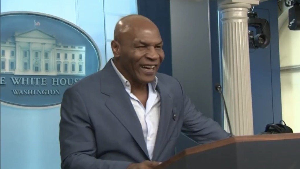 (VIDEO) Mike Tyson Speaks to Reporters in the White House Briefing Room Before Going to New York Rally with Trump, Says He Thinks “Trump is Going to Win” Midterms