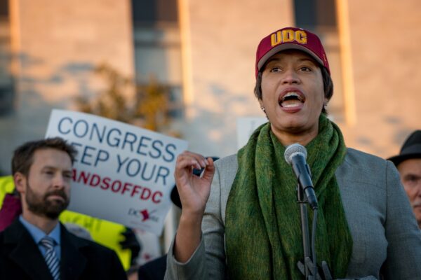 Mayor Muriel Bowser Designates Washington, DC as the “District of Pride” – Raises LGBT Pride Flag at Historic City Hall for the First Time