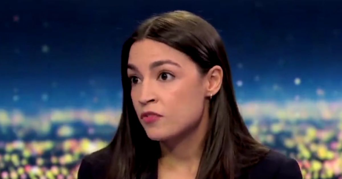 Vineri, reprezentantul Alexandria Ocasio-Cortez a apărut pe CNN și a spus că ea crede că SUA ar trebui să fie responsabile pentru primirea refugiaților palestinieni.