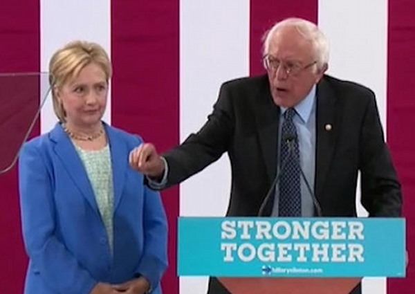 Bernie endorses Hillary pic