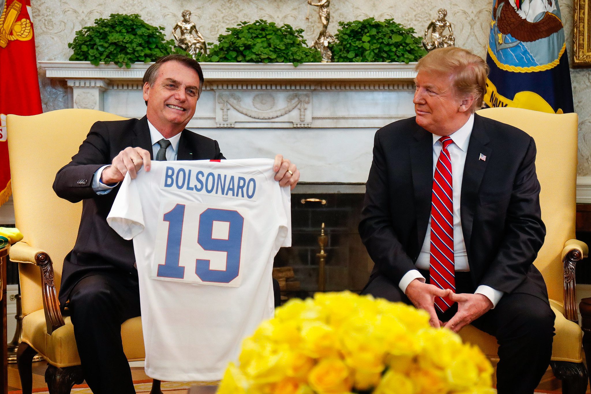 Brazilian President Jair Bolsonaro and President Donald Trump during a visit to the White House, in 2019. (Photo by: Alan Santos/Planalto Office)