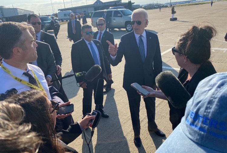 Biden Insults Queen Elizabeth in Awkward Exchange with Reporters, "She Reminded Me of My Mother" (VIDEO) | The Gateway Pundit | by Cristina Laila