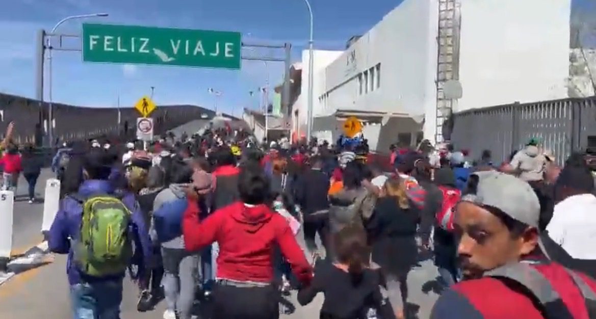 JUST IN: Massive Group of Military-Age Males Storm Port of Entry in El Paso in Effort to Get Into US (VIDEO)