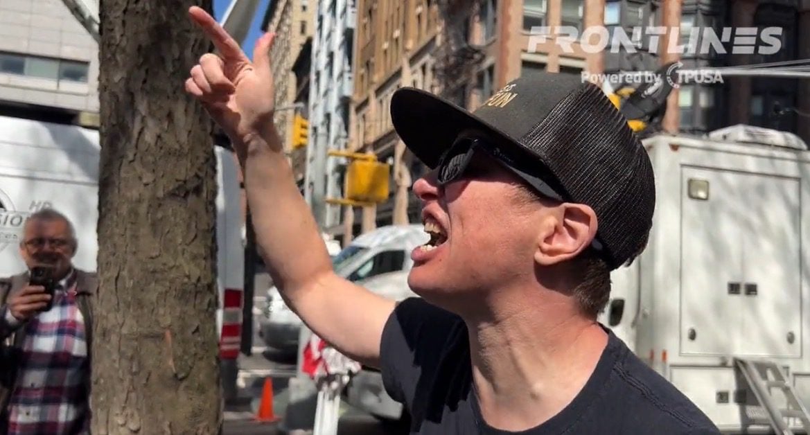 “Fascist, Obliging Xenophobic Nazis!” – Fox News Surrounded by Rabid Left-Wing Protestors in NYC (VIDEO)