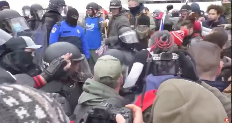 BREAKING REPORT: Former FBI Agent on the Ground at US Capitol Says at Least One Bus Load of Antifa Thugs Infiltrated Trump Demonstration | The Gateway Pundit | by Cristina Laila