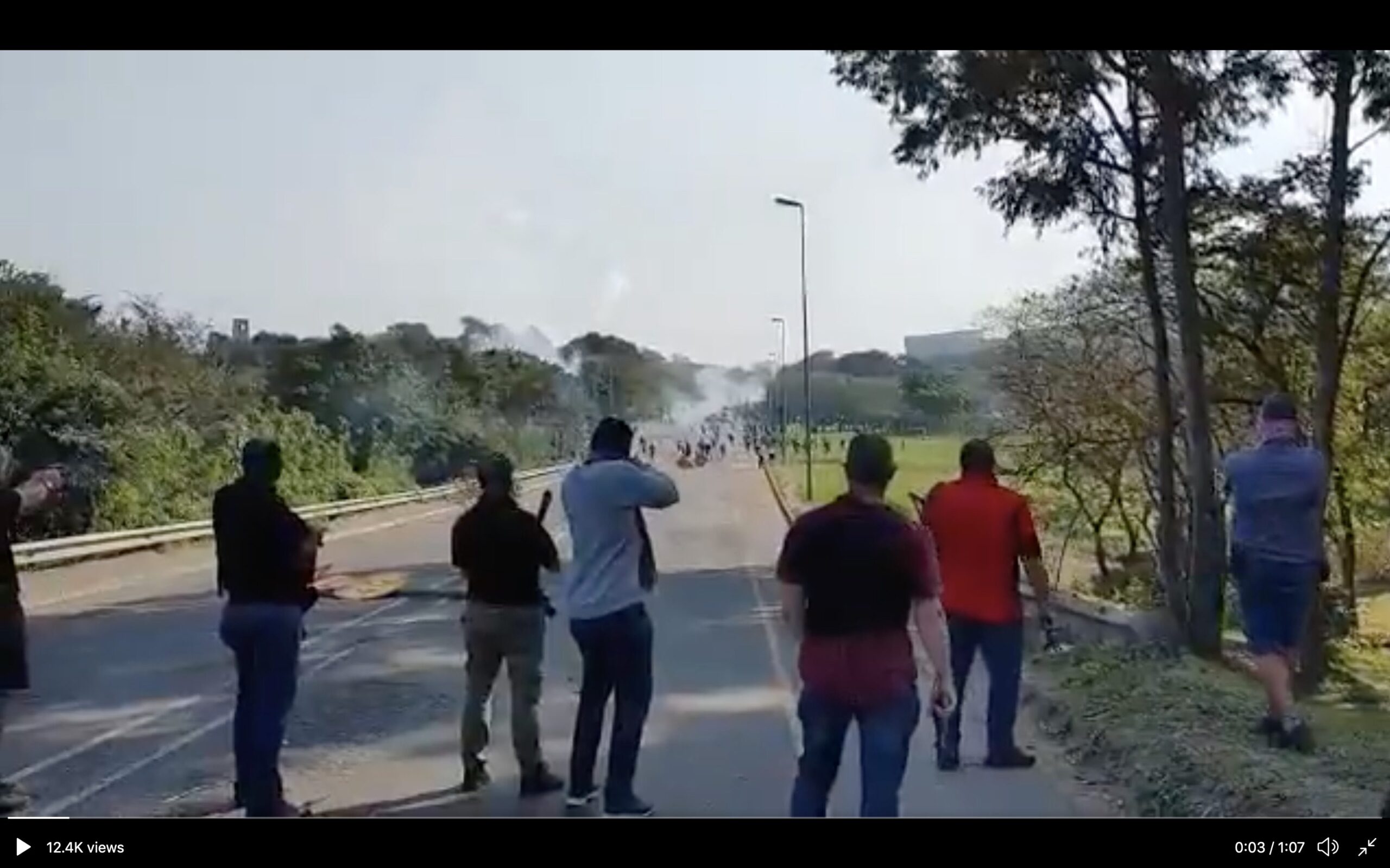 "Mayhem" in South Africa: Mass Riots and Looting after Former President Sent to Prison, Army and Militia Deployed, Police Using Live Ammo on Roving Mobs | The Gateway Pundit | by Richard Abelson