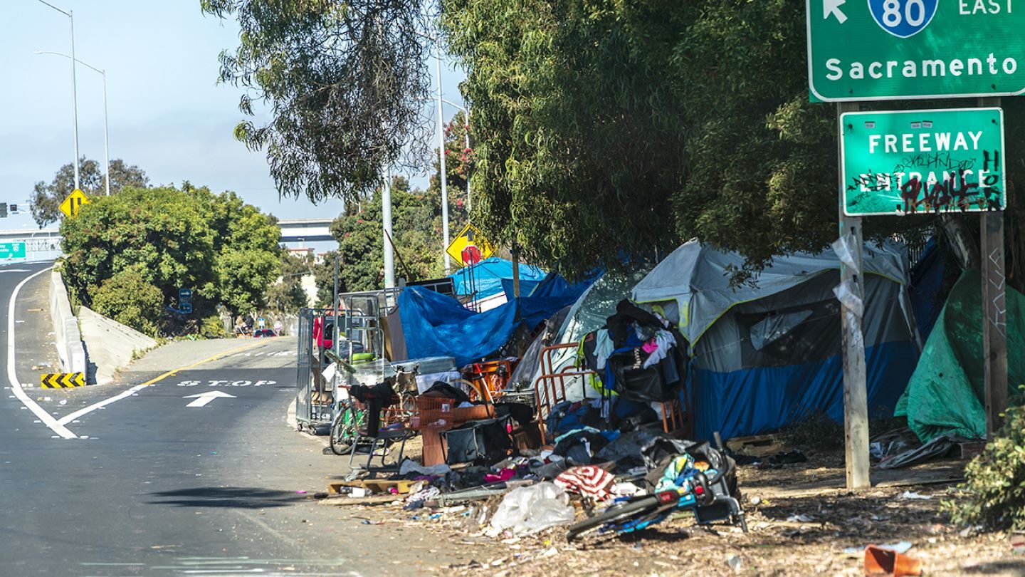 Vendors Flee San Francisco Farmers Market as Drug Addicts and Homeless People Take Over the Streets