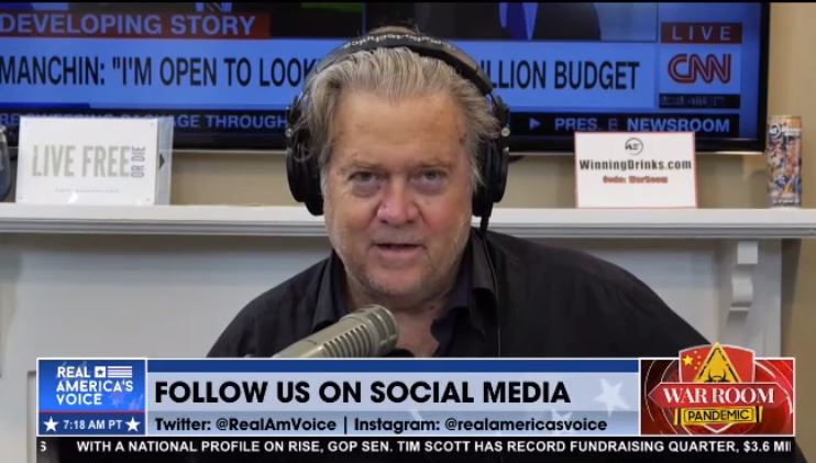 bannon-suck-maddow-1.jpg