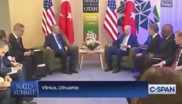 Joe Biden Needs His Cheat Sheet to Say Hello to President Erdogan at NATO Conference – VIDEO