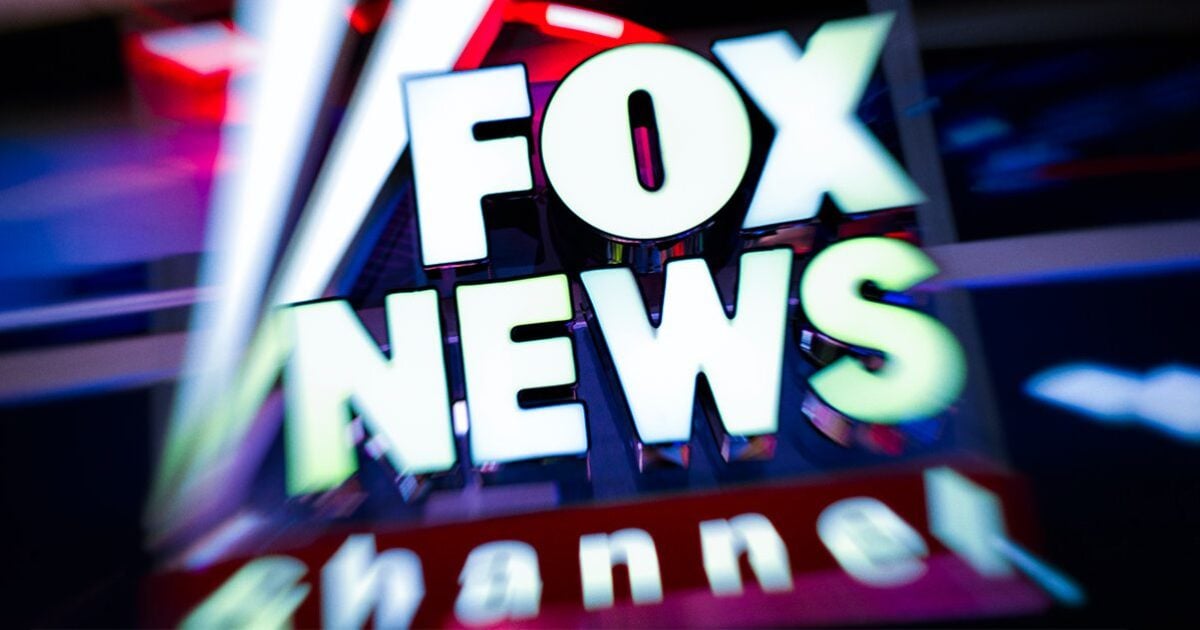 STUNNING. FOX News Plays Trick on Viewers - Oversamples Democrats by 14 POINTS in Junk Impeachment Poll | The Gateway Pundit | by Jim Hoft