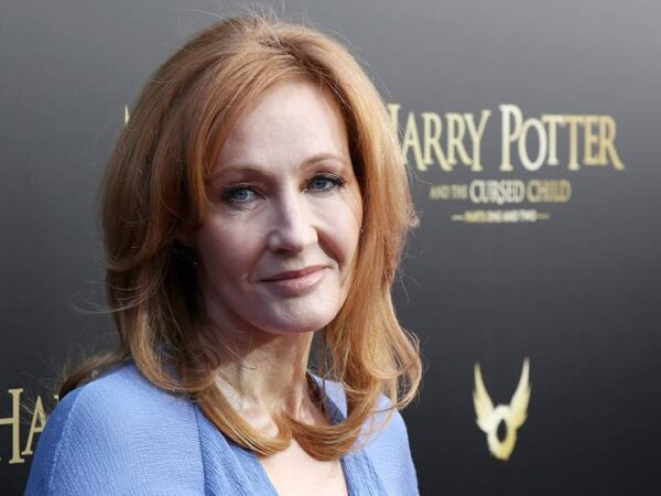 She Who Must Not Be Named: Seattle Museum Scrubs Author JK Rowling From Harry Potter Display