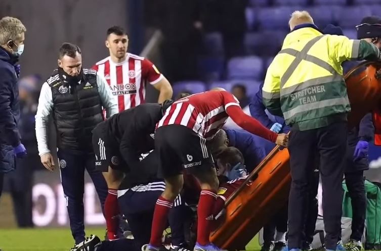 Sheffield United Star John Fleck Collapses on Pitch During Tuesday Match and Rushed to the Hospital - TV Live Feed Cut when Announcer Asks If He's Had COVID Jab | The Gateway Pundit | by Jim Hoft