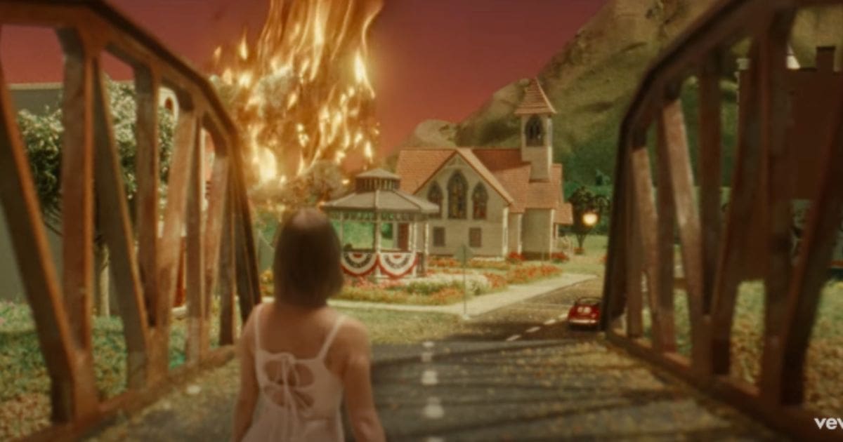 Maren Morris’ Shots at Jason Aldean’s ‘Small Town’ in Music Video Epically Backfire