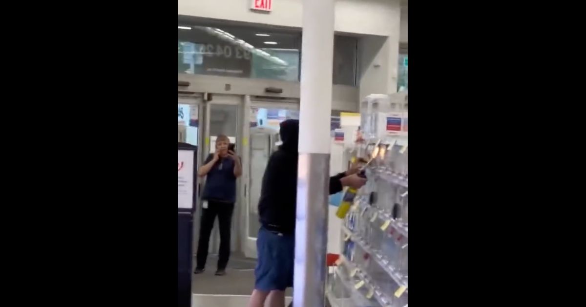 Shoplifter Blowtorches Security Measure in Packed Store, Is Openly Stealing Within Seconds